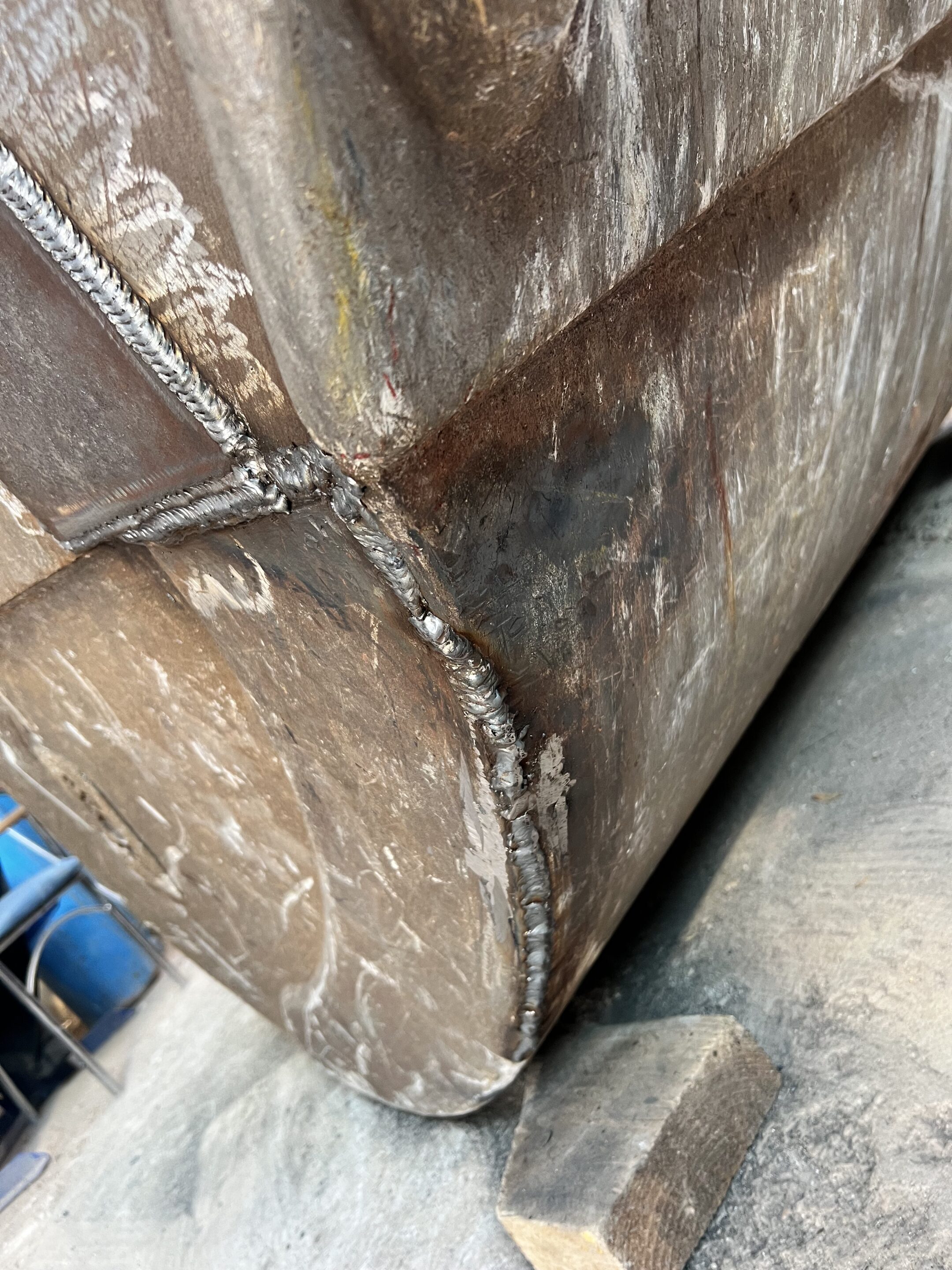 soudure-83-godet-grue-soudeur-pas-cher-83-metalprosoudure4 as-metallurgie