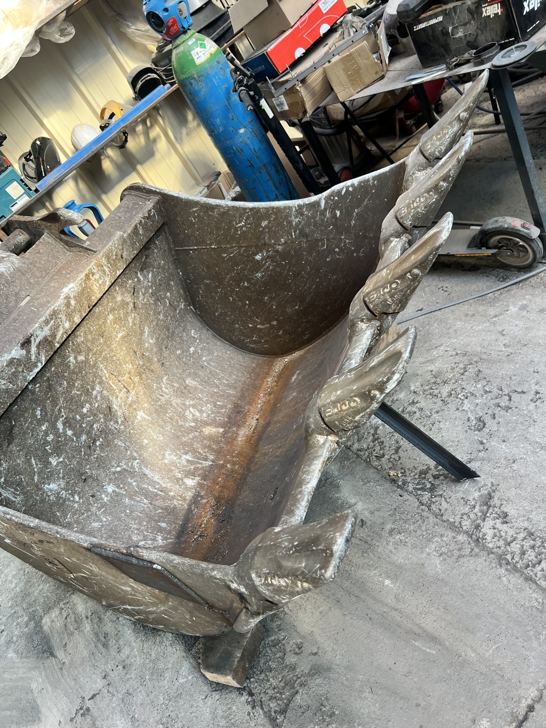 soudure-83-godet-grue-soudeur-pas-cher-83-metalprosoudure7 réparation-fraise-soudure-rouen-76-as-metallurgie